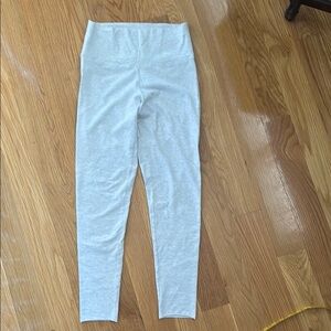 Woman’s TNA leggings by Artizia. Size M raw edge. 95% cotton 5% Elastane